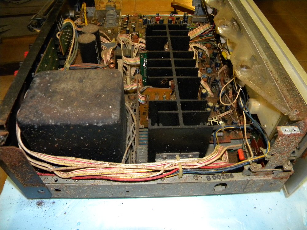 KR-6050Opened.jpg