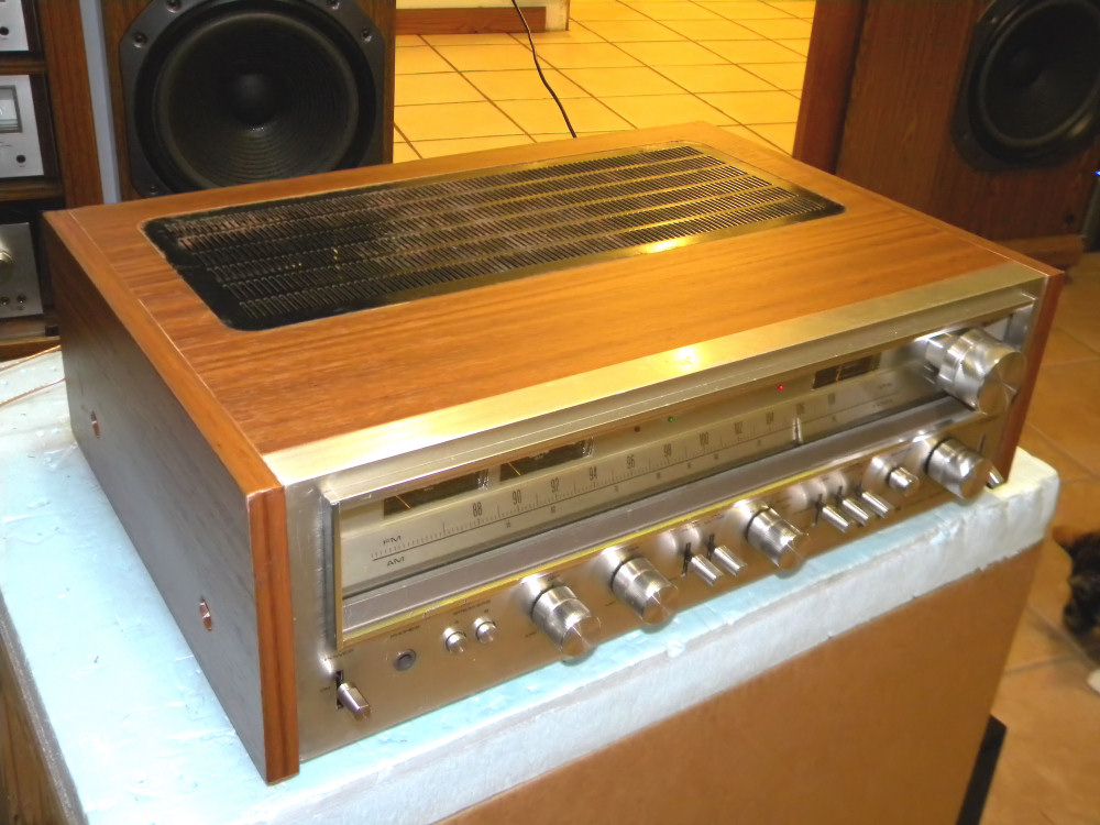 SX-780Top11.jpg