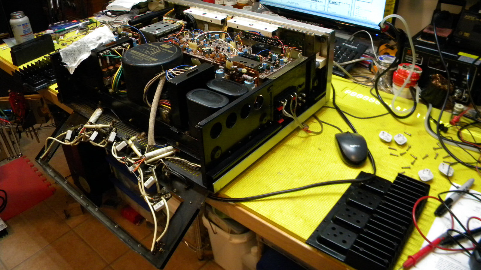 SansuiG-9000Disassembly.jpg